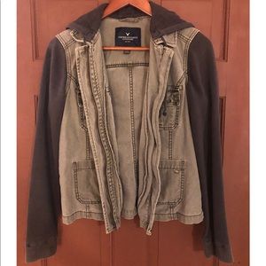 American Eagle Jacket - Size Medium -